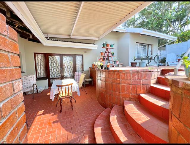 4 BEDROOM HOUSE FOR SALE IN SCOTTBURGH SOUTH